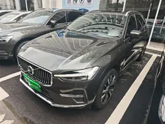 2022 Volvo XC60 Hybrid T8 PHEV 4WD Luxury — фото 2