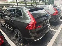 2022 Volvo XC60 Hybrid T8 PHEV 4WD Luxury — фото 5
