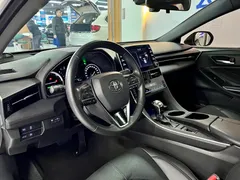 2019 Toyota Avalon Hybrid 2.5L Luxury, белый — фото 8