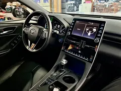 2019 Toyota Avalon Hybrid 2.5L Luxury, белый — фото 14