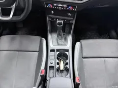 2022 Audi Q3 35 TFSI fashionable and dynamic, белый — фото 16