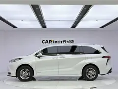 2023 Toyota Sienna 2.5L Hybrid Comfort, белый — фото 2