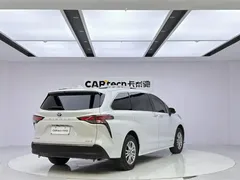 2023 Toyota Sienna 2.5L Hybrid Comfort, белый — фото 5