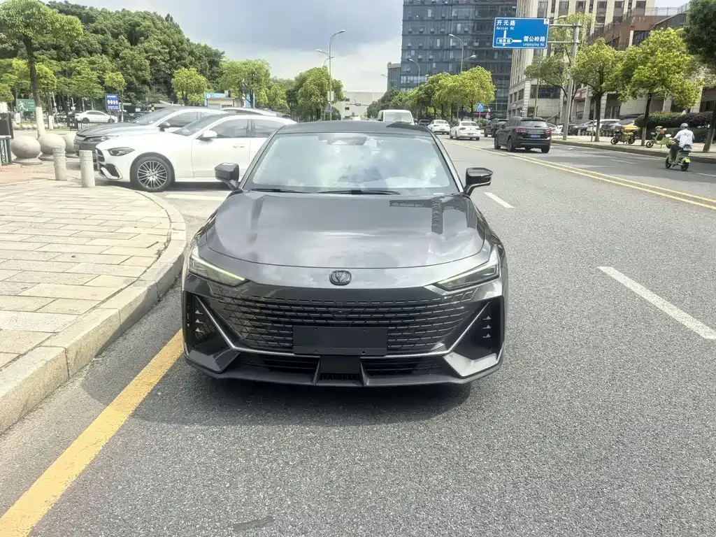 2023 Changan UNI-V 1.5T