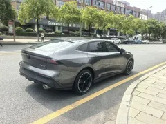 2023 Changan UNI-V 1.5T — фото 4