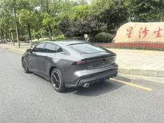 2023 Changan UNI-V 1.5T — фото 6