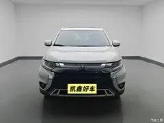 2020 Mitsubishi Outlander 2.0L 2WD Enjoy 5 seats, белый — фото 2