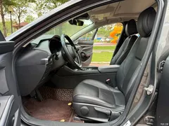 2021 Mazda Axela 2.0L AT quality and elegance — фото 9