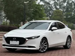 2021 Mazda Axela 2.0L AT Quality, белый — фото 1