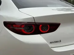 2021 Mazda Axela 2.0L AT Quality, белый — фото 9