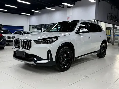 2023 BMW X1