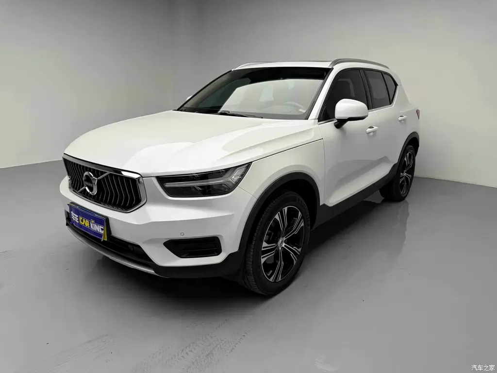 2022 Volvo XC40 T4 4WD Zhiyuan Luxury