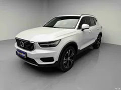 2022 Volvo XC40 T4 4WD Zhiyuan Luxury, белый — фото 1