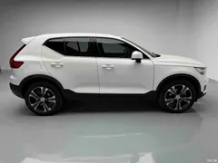 2022 Volvo XC40 T4 4WD Zhiyuan Luxury, белый — фото 20