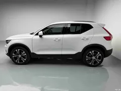 2022 Volvo XC40 T4 4WD Zhiyuan Luxury, белый — фото 22