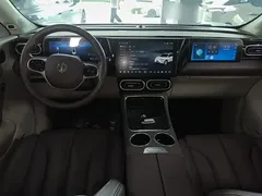 2023 Leapmotor C11 EV 500 Comfort — фото 3