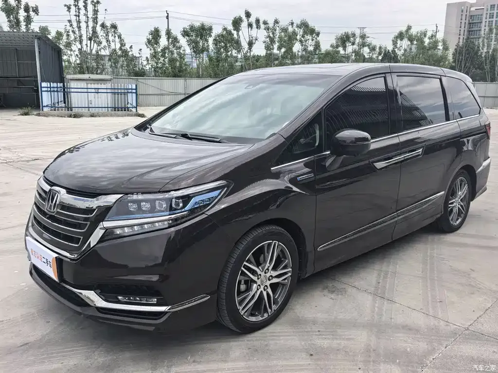 2019 Honda Alison 2.0L Hybrid Supreme