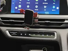 2021 Changan CS75PLUS 1.5T AT luxury model — фото 17