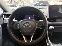 2022 Toyota RAV4 2.0L CVT 2WD Fashion, белый — фото 11