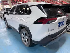 2022 Toyota RAV4 2.0L CVT 2WD Fashion, белый — фото 19