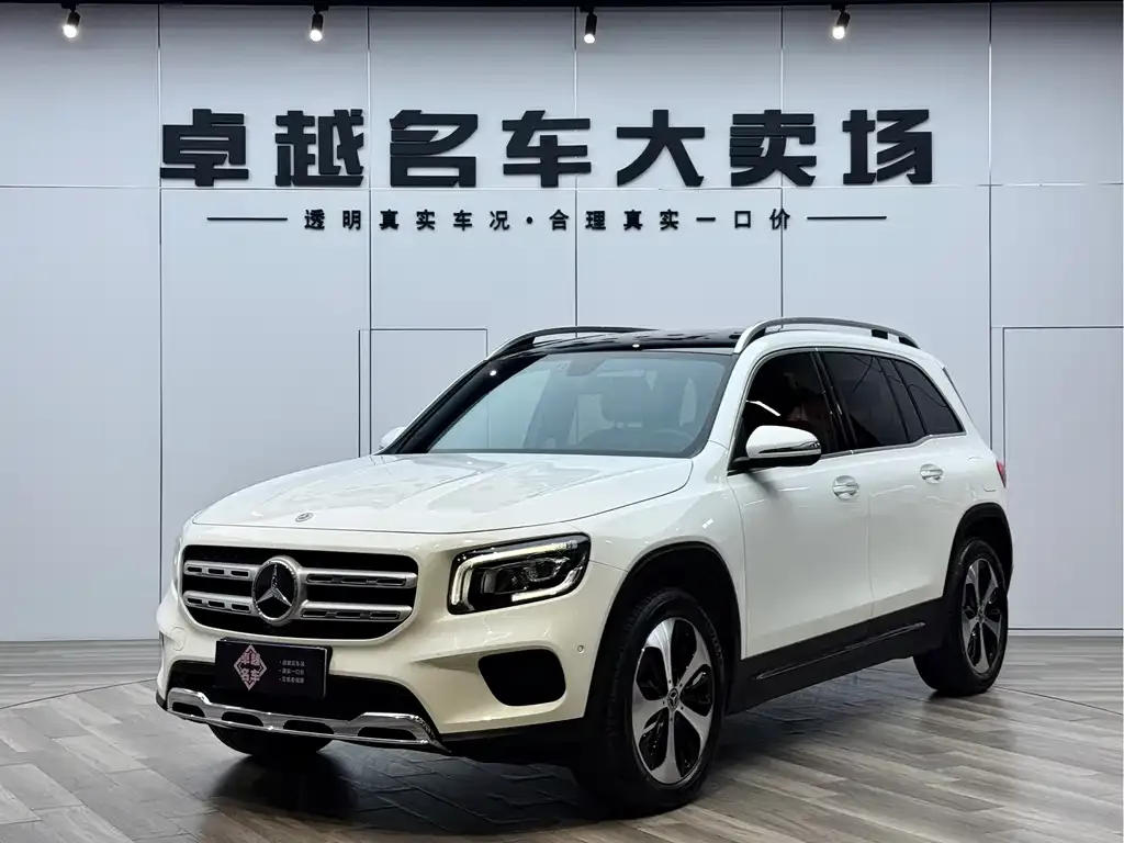 2021 Mercedes-Benz GLB 200