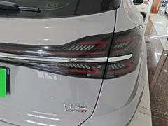 2023 Hongqi HS5 2.0T Pro — фото 8