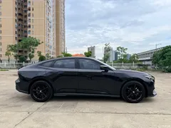 2023 Changan UNI-V 1.5T Premium Type, чёрный — фото 4