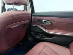 2023 BMW 3 Series 3 320Li M, чёрный — фото 24
