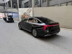 2023 Hongqi H5 1.5T DCT, чёрный — фото 4