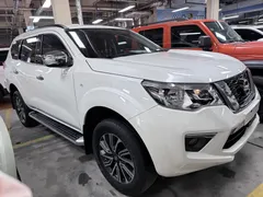 2020 Nissan Terra 2.5L XL Upper 4WD AT 4WD Luxury, белый — фото 2