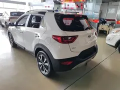 2021 Kia Yipao 1.4L CVT, белый — фото 5