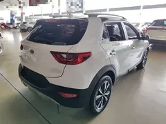 2021 Kia Yipao 1.4L CVT, белый — фото 7