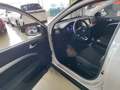 2021 Kia Yipao 1.4L CVT, белый — фото 16