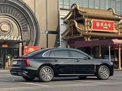 2025 Hongqi H5 1.5T DCT, чёрный — фото 15