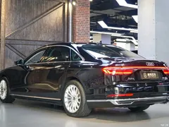2022 Audi A8 A8L 50 TFSI quattro comfort collection, чёрный — фото 4