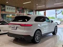 2019 Porsche Cayenne 3.0T, белый — фото 4