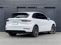 2023 Porsche Cayenne Cayenne 3.0T, белый — фото 2