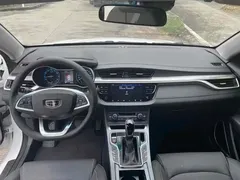 2021 Geely Emgrand 1.5L CVT, белый — фото 7