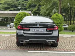 2022 BMW 5 Series modified 530Li leading M sports package, чёрный — фото 8
