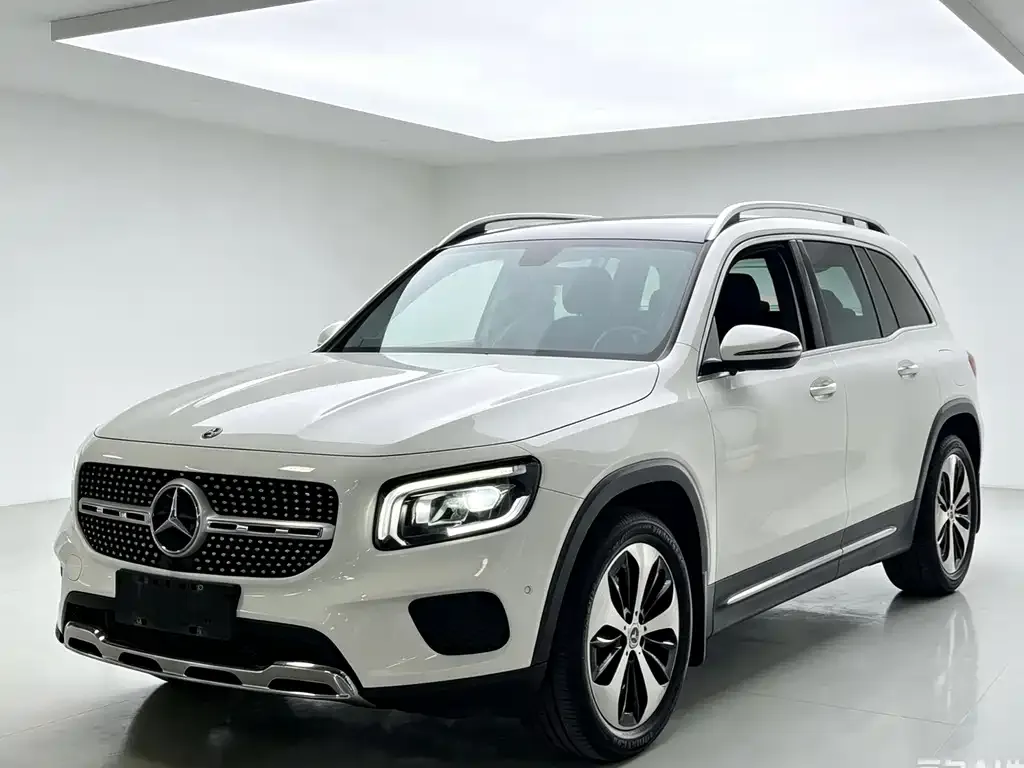 2022 Mercedes-Benz GLB 220