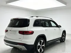 2022 Mercedes-Benz GLB 220, белый — фото 5