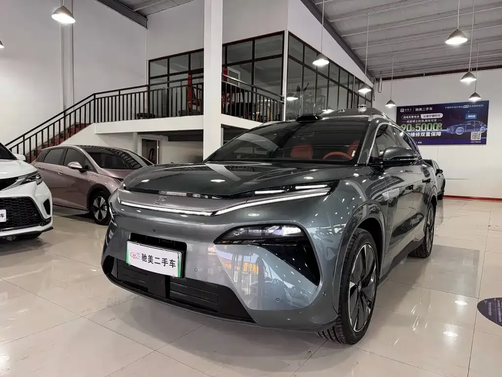 2025 BYD Tang L DM 175KM