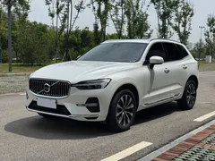 2023 Volvo XC60 B5 4WD Zhiyuan Luxury, белый — фото 1