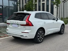 2023 Volvo XC60 B5 4WD Zhiyuan Luxury, белый — фото 18