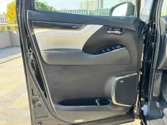 2020 Lexus LM 300h, чёрный — фото 9