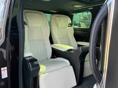 2020 Lexus LM 300h, чёрный — фото 17