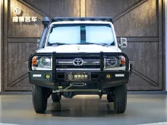 2019 Toyota Land Cruiser (imported) 4.0L MT — фото 2