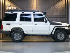 2019 Toyota Land Cruiser (imported) 4.0L MT — фото 17
