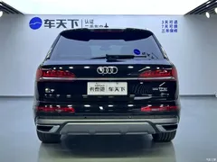 2022 Audi Q7 55 TFSI quattro S line sporty, чёрный — фото 6