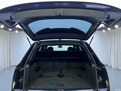 2022 Audi Q7 55 TFSI quattro S line sporty, чёрный — фото 30